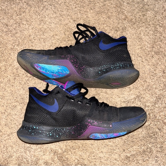 Nike Kyrie 3 2017 Flip the Switch - Picture 2 of 6